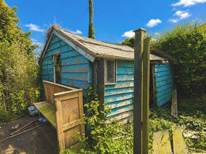 Shed- click for photo gallery